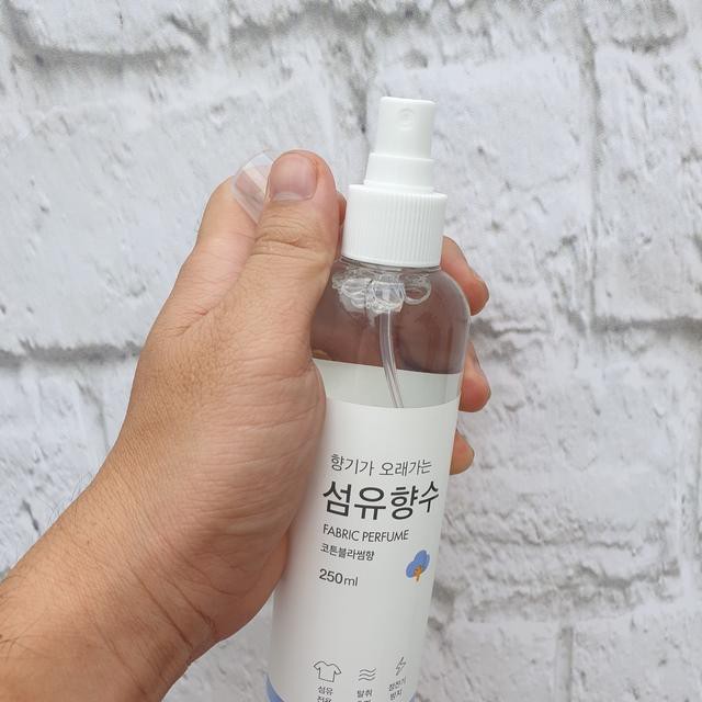 [Mã COS2704 giảm 8% đơn 250K] Nước Xịt Thơm Quần Áo Và Body Hàn Quốc Fabric Perfume 250ml Shoptido | BigBuy360 - bigbuy360.vn