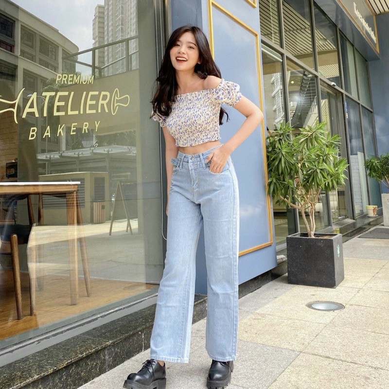 Quần jeans dáng suông hai nút màu xanh dương nhạt