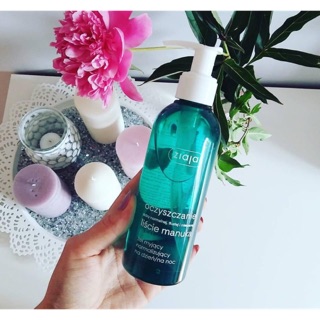 Sữa rửa mặt lá manuka ziaja ngăn ngừa và giảm da nhờn lỗ chân lông to có mụn