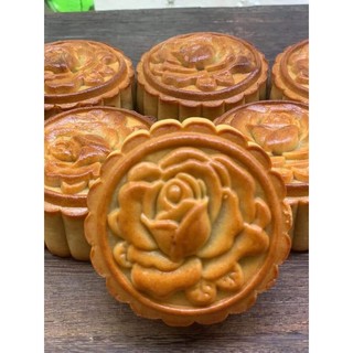 Bánh trung thu truyền thống (bánh nướng/bánh dẻo)