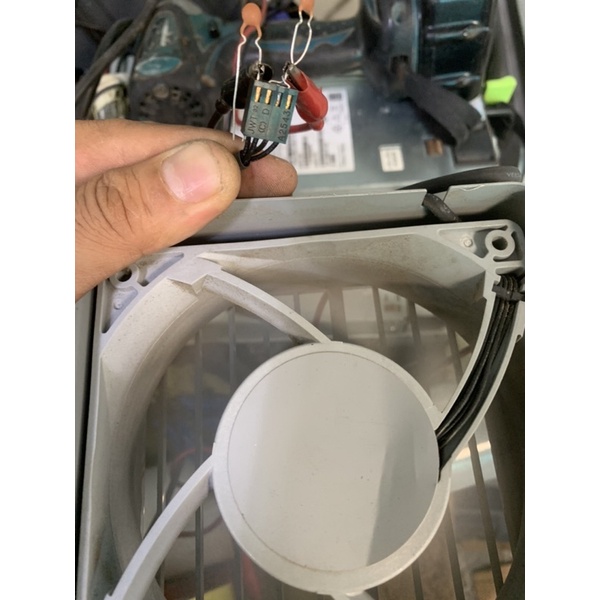 Quạt tháo Mac Apple PRO vuông 12cm delta 12v 0.75A