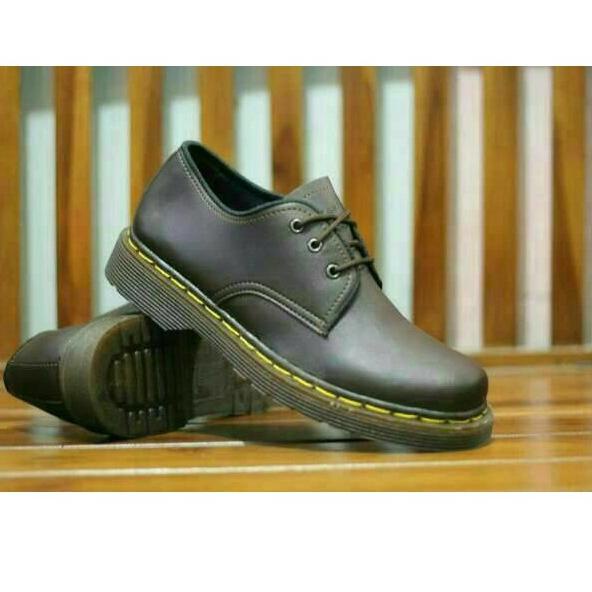 Sản Phẩm CIHQ7) Sản Phẩm Dr. Giày Bốt Martens Docmart Cổ Thấp Màu Đen/Nâu Dành Cho Nam Và Nữ