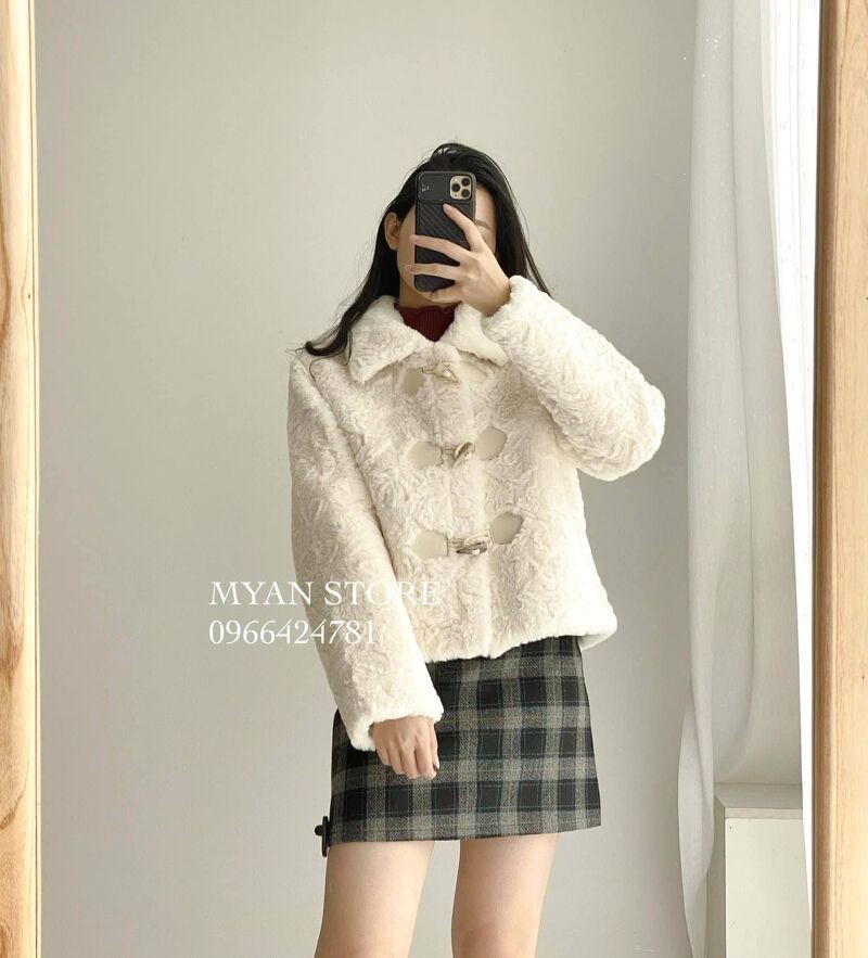 Khoác lông khuy sừng A122042 | BigBuy360 - bigbuy360.vn