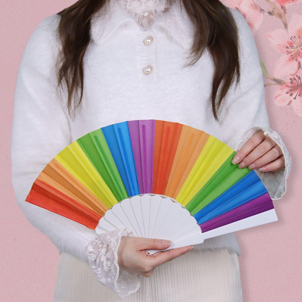 Quạt Gập Tay TAYLOR1 Màu Cầu Vồng Đa Năng Dùng Làm Đạo Cụ Chụp Ảnh