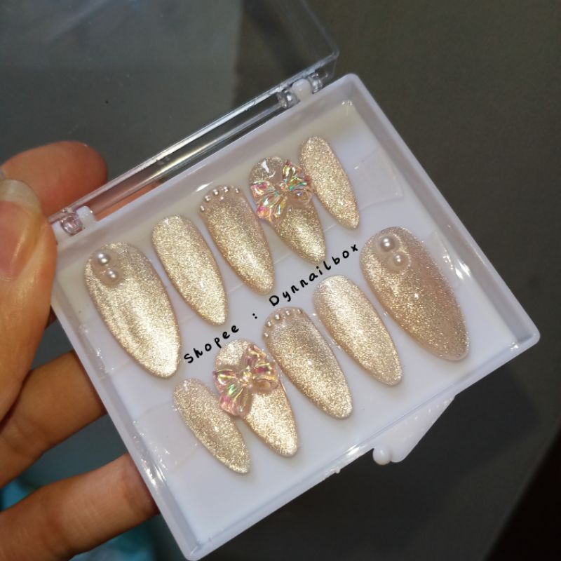 Móng tay giả mẫu 70