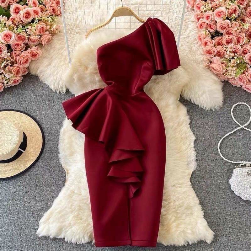 Đầm body lệch 1 vai nhún bèo chất poly TRIPBLE T DRESS