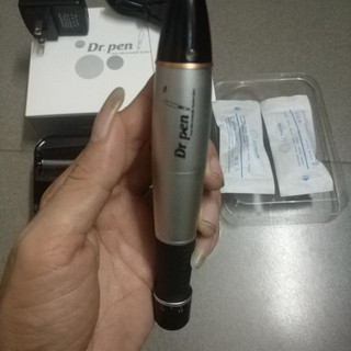 Máy cấy phấn cấy tảo cấy hồng sâm dr.pen A1