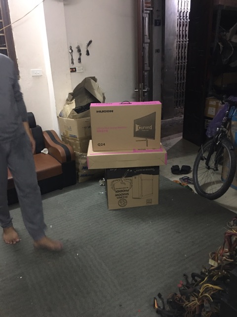 Màn Hình Hugon 24ich mã Q24 new box cong full viền 75hz bh 6 tháng | BigBuy360 - bigbuy360.vn
