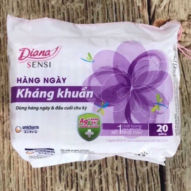 Băng Vệ Sinh Diana Hằng Ngày Sensi Kháng Khuẩn 20 miếng