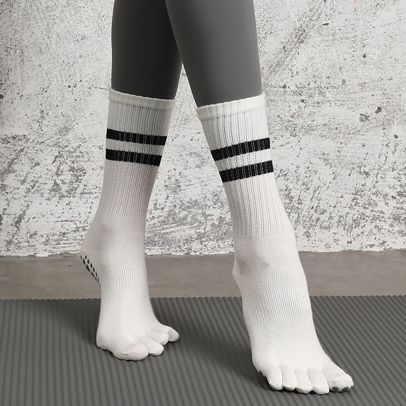 Vớ Cotton Năm Ngón Chống Trượt Dùng Tập Yoga / Pilates / Nhảy Múa Chất Lượng Cao Cho Nữ