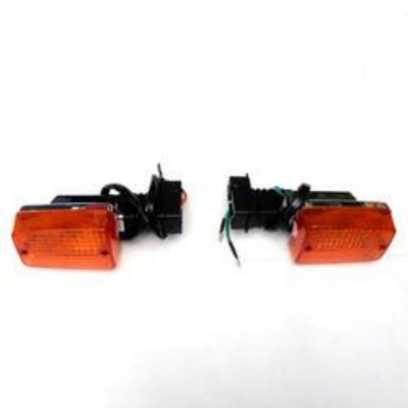 Cặp Xi nhan sau cho xe cub 82.DD đỏ đèn vuông