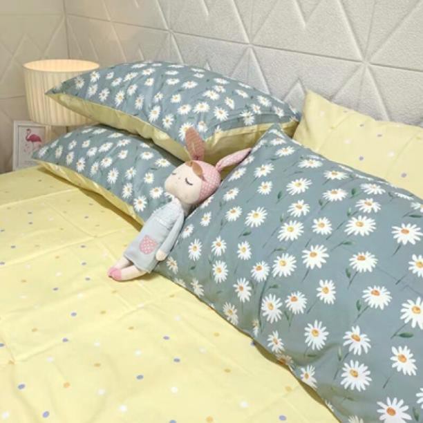 [Freeship 10k] Bộ Chăn Ga gối cotton poly Emmidecor cao cấp- mẫu cúc trắng ga chấm bi vàng giá tốt