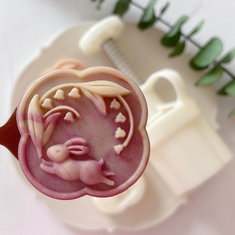 Khuôn Làm Bánh Trung Thu Hình Thỏ Và Hoa