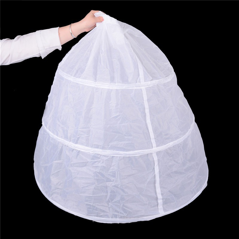 Tùng váy cô dâu 3 tầng ngộ nghĩnh đáng yêu
