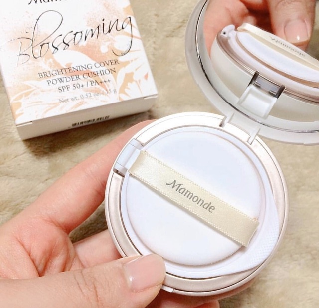 Phấn Nước Mamonde Blossoming Brightening Cover Powder Cushion SPF50+/PA+++ 15g | BigBuy360 - bigbuy360.vn