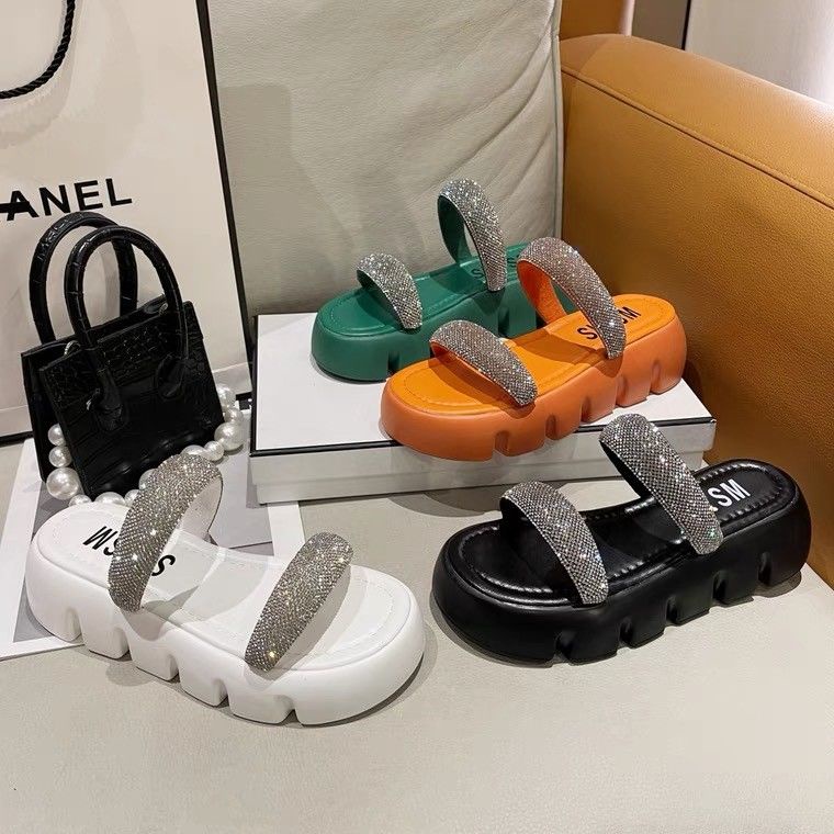 Giày Sandal Đế Mềm Dày Dặn Đính Đá Thời Trang Dành Cho Nữ