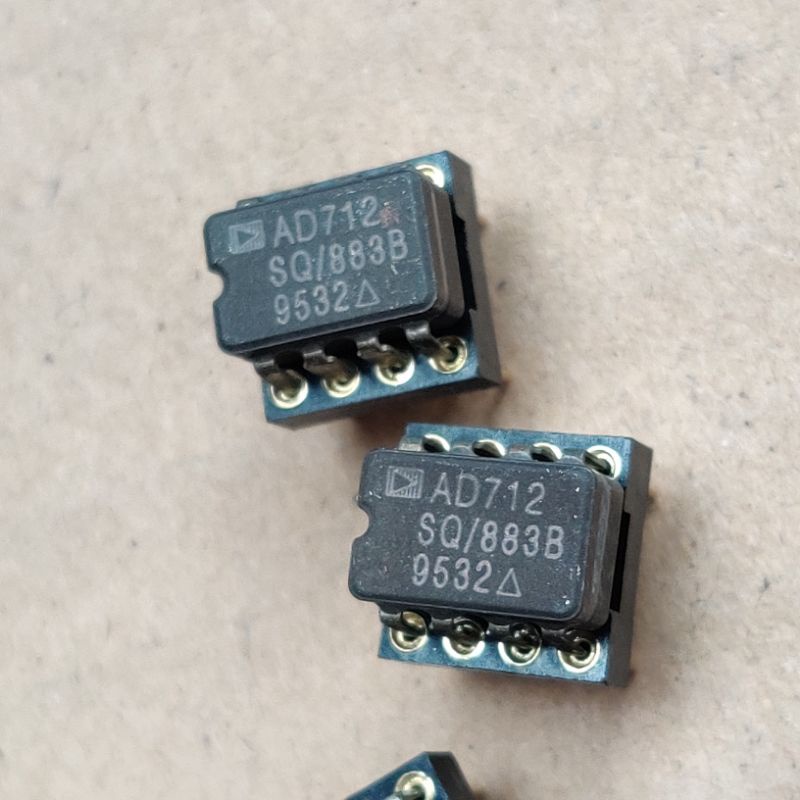 Bộ tiền khuếch đại op-amp kép ANALOG ad712sq  ic ad712 sq  ad712aq ad712 aq tặng đế jack vàng