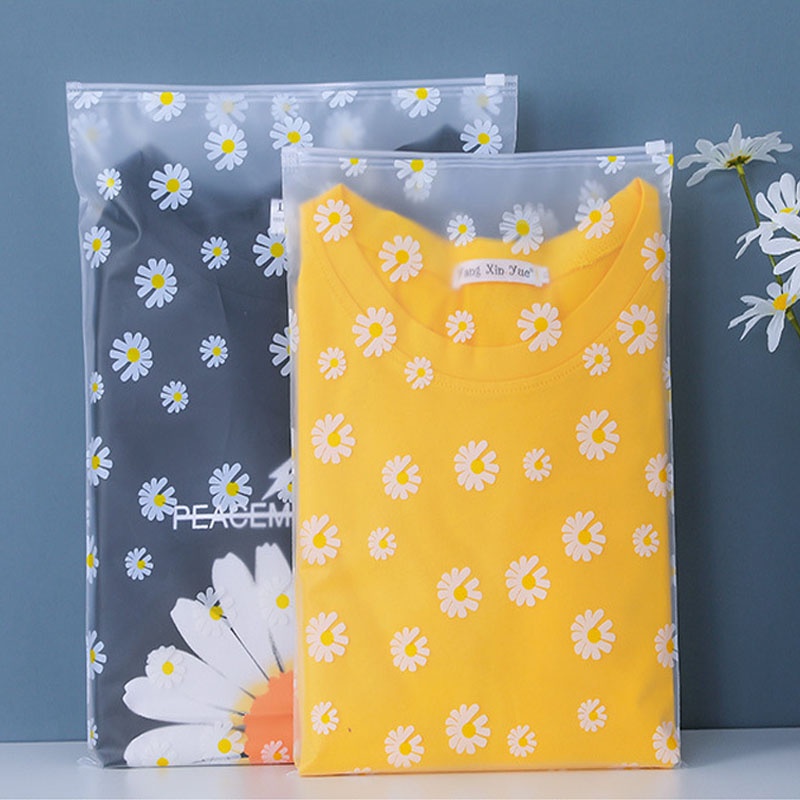 T-shirt Towel Clothes Storage Bag Small Daisy Waterproof Plastic Zipper Bag Transparent Cosmetic Bag Travel Toiletries Clothing Thickened Storage Bags