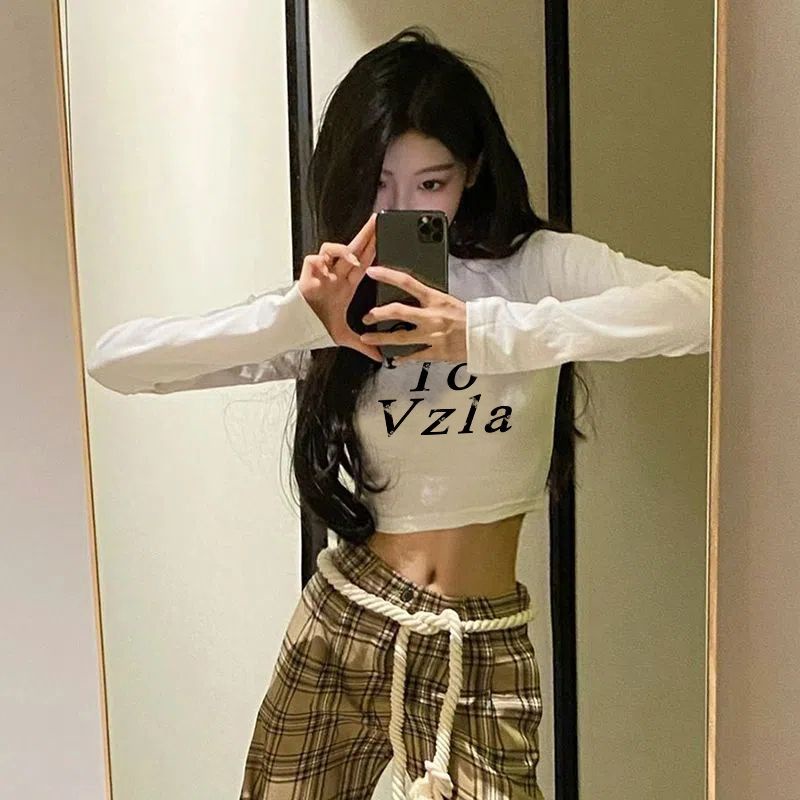 Áo Croptop Tay Dài In Họa Tiết Phong Cách retro Quyến Rũ Cho Nữ