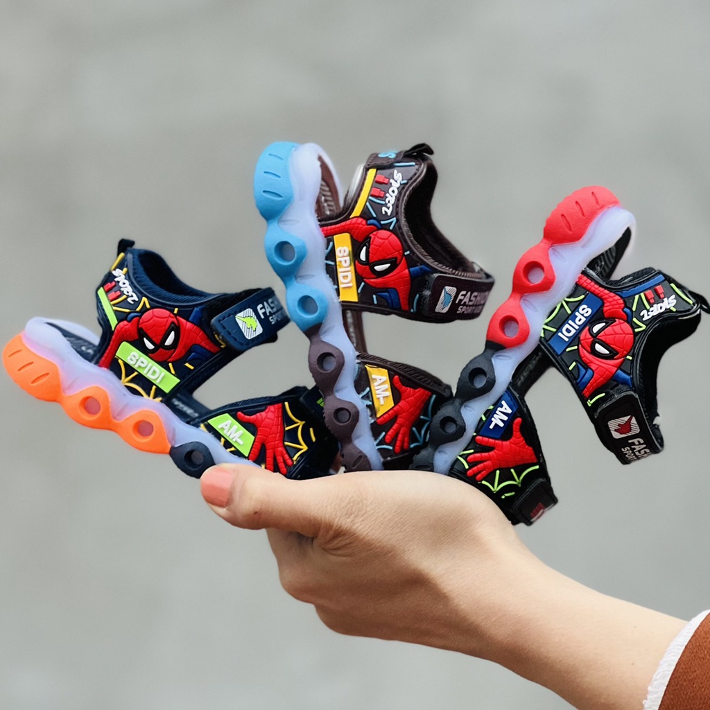Sandal bé trai - dép quai hậu cho bé hình siên nhân nhện fashion có đèn led quai dán tùy chỉnh Babybees F9 (ảnh thật)