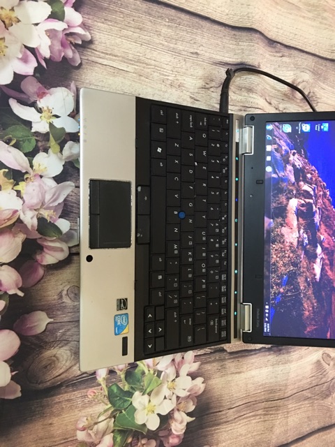 Máy tính xách tay hp 2540 nhỏ gọn tiện di chuyển - vỏ nhôm sang trọng | BigBuy360 - bigbuy360.vn