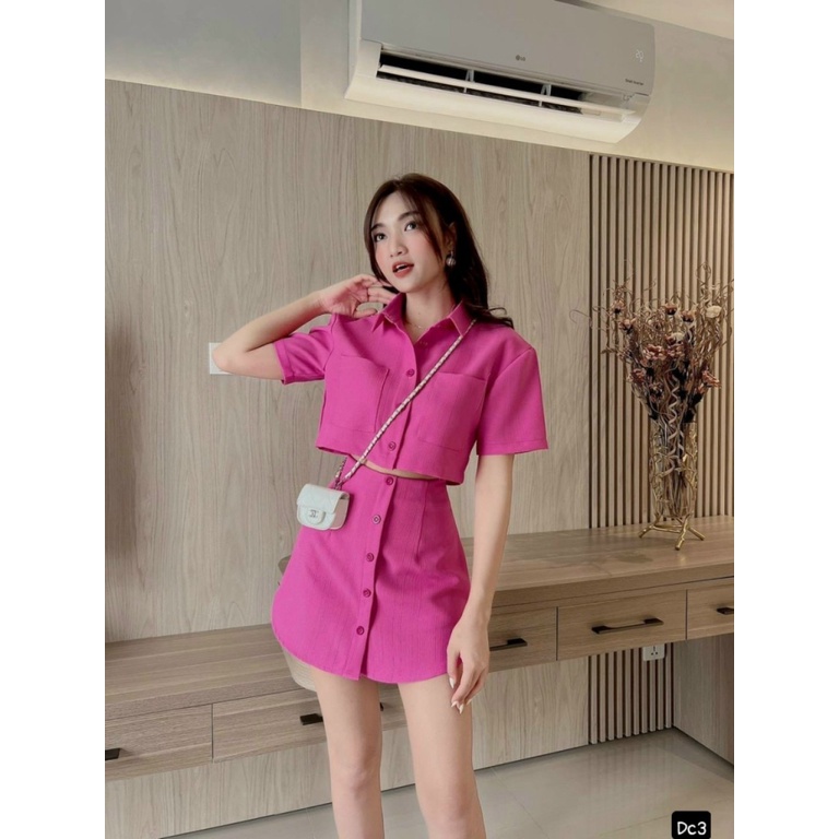 (Free ship) Sale To 50%--- Sét Bộ Tuyết Mưa Áo Croptop Cổ Sơ Mi + Vãy Ngắn Mặc Xinh Như Tiểu THư UP HHP Fashion