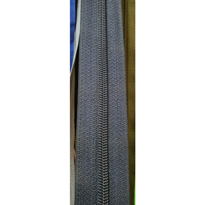 Dây kéo HKK răng cước đầu số 5 màu xanh đen