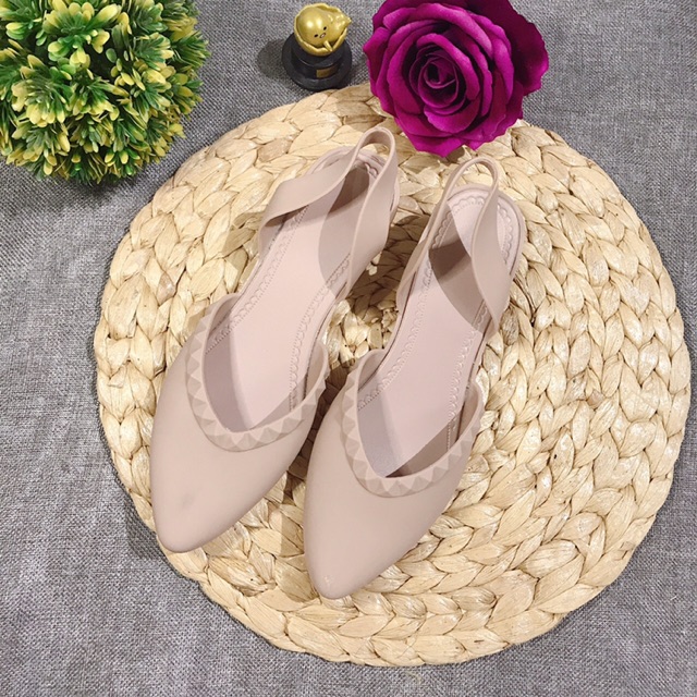 [Kho sỉ Giày Quảng Châu] Giày búp bê cao su Hở Gót viền đinh tiện lợi gót cao 4p tôn dáng -Kèm ảnh thật video | BigBuy360 - bigbuy360.vn