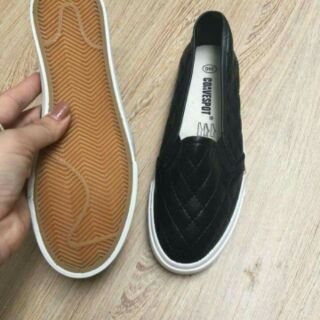 Slip on đen