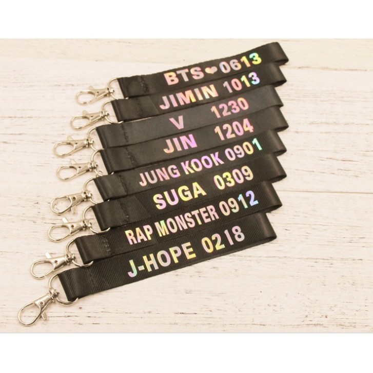 Nametag nhóm BTS hologram