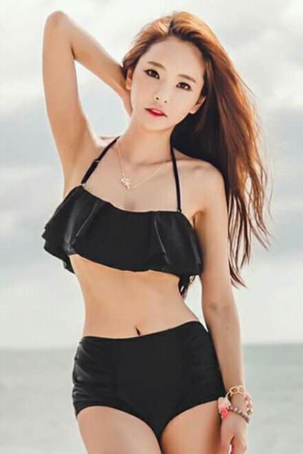 Bikini do bơi 2 mảnh sexy áo bèo | BigBuy360 - bigbuy360.vn