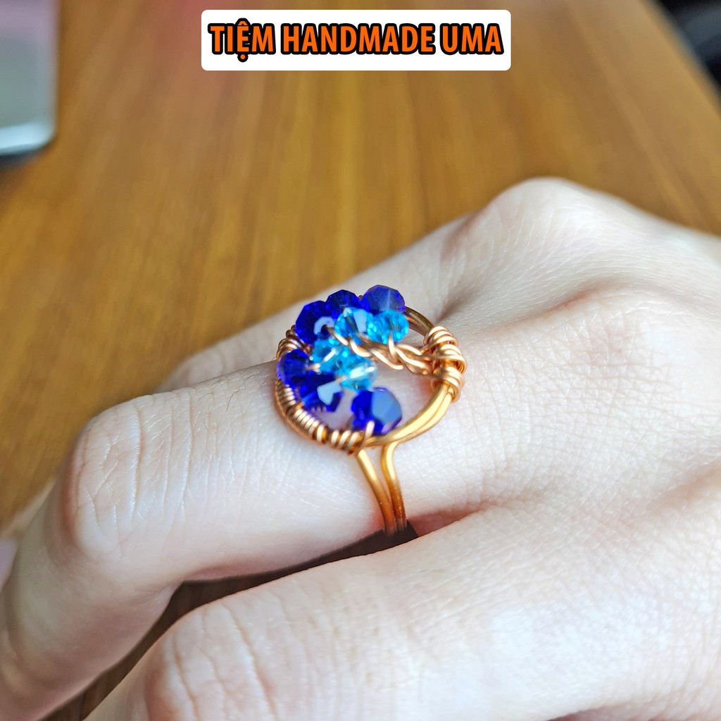 Nhẫn đeo tay nữ phong thủy handmade Tree of life đính đá xanh đại dương