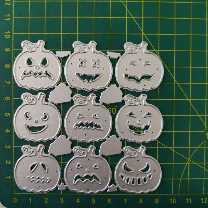 Khuôn Cắt Giấy Kim Loại Hình Bí Ngô Halloween