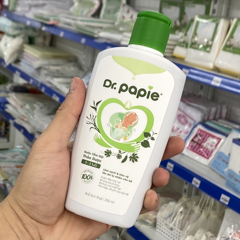 Nước Tắm Thảo Dược Dr.Papie Cho Bé Giúp Ngăn Ngừa Và Giảm Các Vấn Đề Về Da 250ml