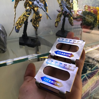 Nẹp gắp titanium