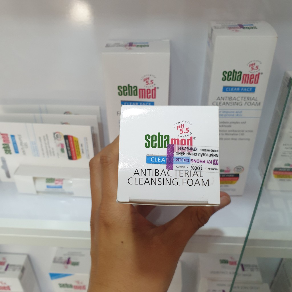 Sữa rửa mặt Sebamed pH5.5 Clear Face AntiBacterial Cleansing Foam 150ml - Tạo bọt kháng khuẩn ngừa mụn