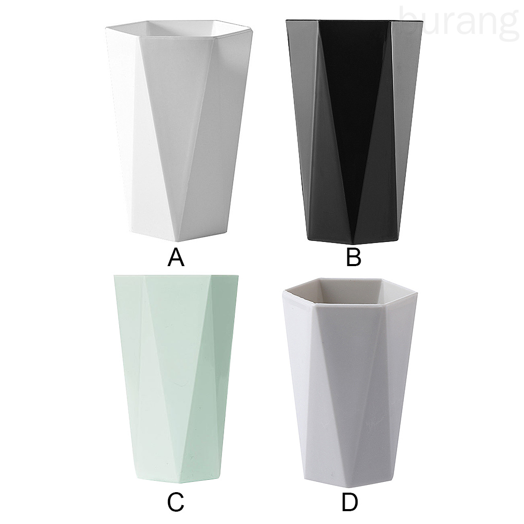 Cốc đánh răng bằng nhựa chống trượt tiện dụng
