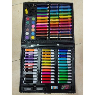 Hộp màu 150 chi tiết cho bé.