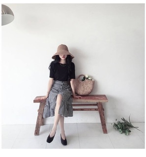 Đồ đôi áo sơ mi nam và chân váy nữ