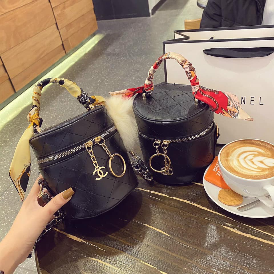 TÚI CỐP TRÒN ĐEN 2 KHÓA
