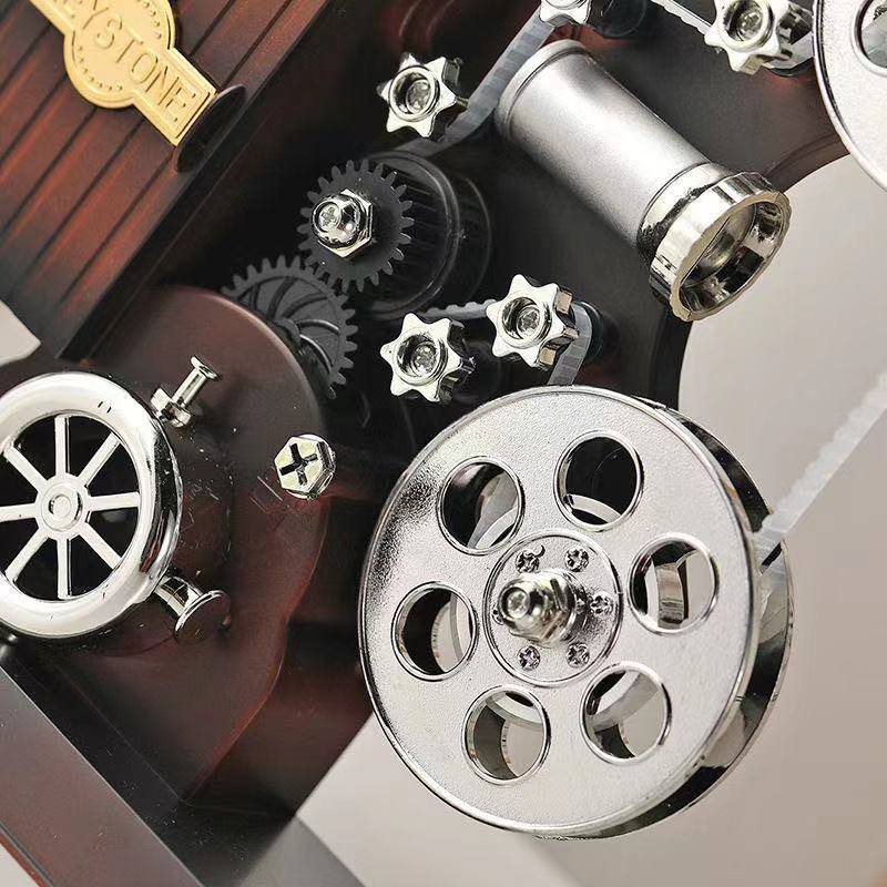 Hộp âm nhạc máy quay phim phục cổ, Music box, Hộp nhạc cổ điển, Quà lưu niệm, Quà tặng, Trang trí văn phòng sang trọng