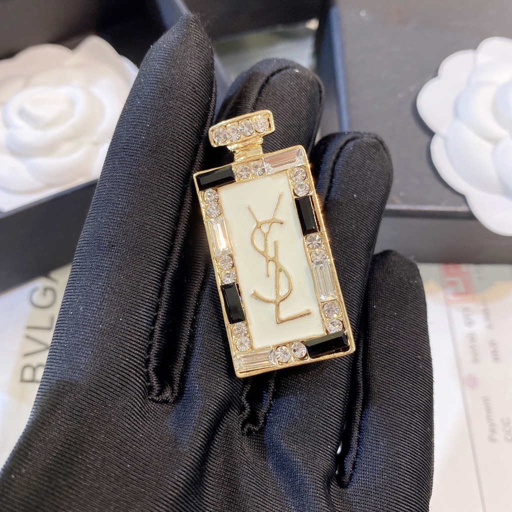 Cài áo nữ đính đá cao cấp sang trọng Ròm House mang phong cách Hàn Quốc phụ kiện trang sức thời trang đẹp - ms4501