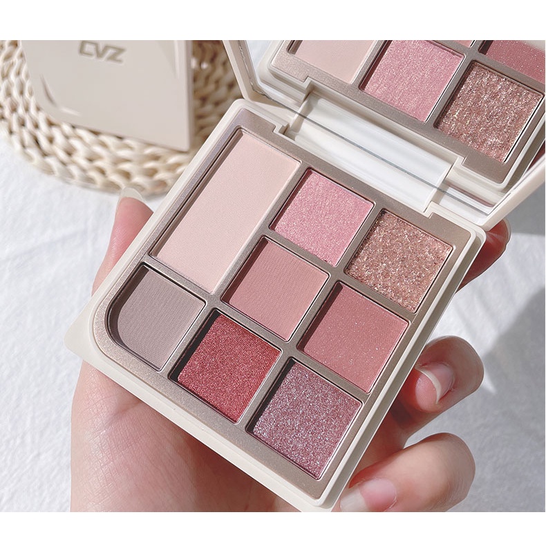 Bảng phấn mắt CVZ chất phấn mịn 8 ô màu sắc phong phú thích hợp cho các layout trang điểm khác nhau