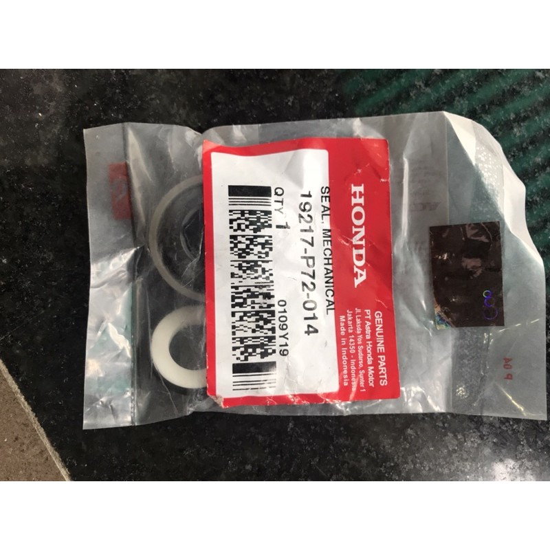 Phốt bơm nước gắn xe Sonic và Winner