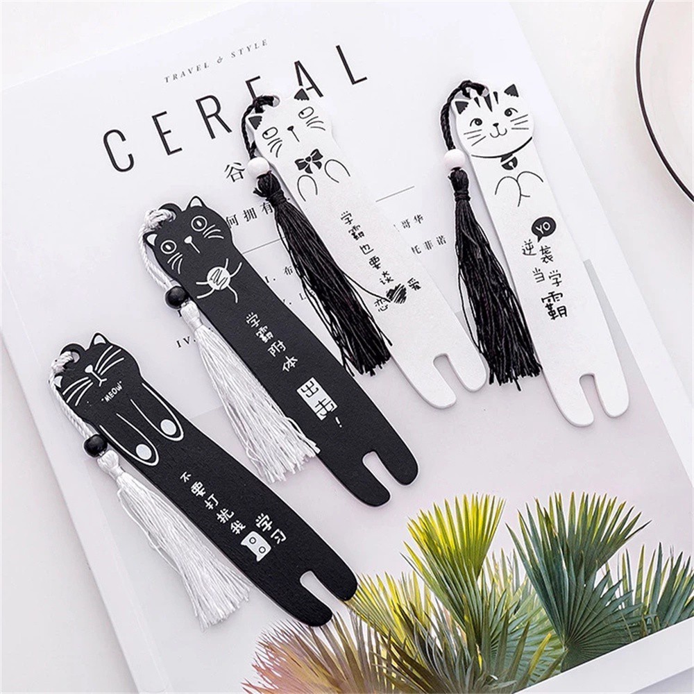 Set 2 bookmark phụ kiện trang trí sổ tay mèo hoạt hình phối tua rua xinh xắn