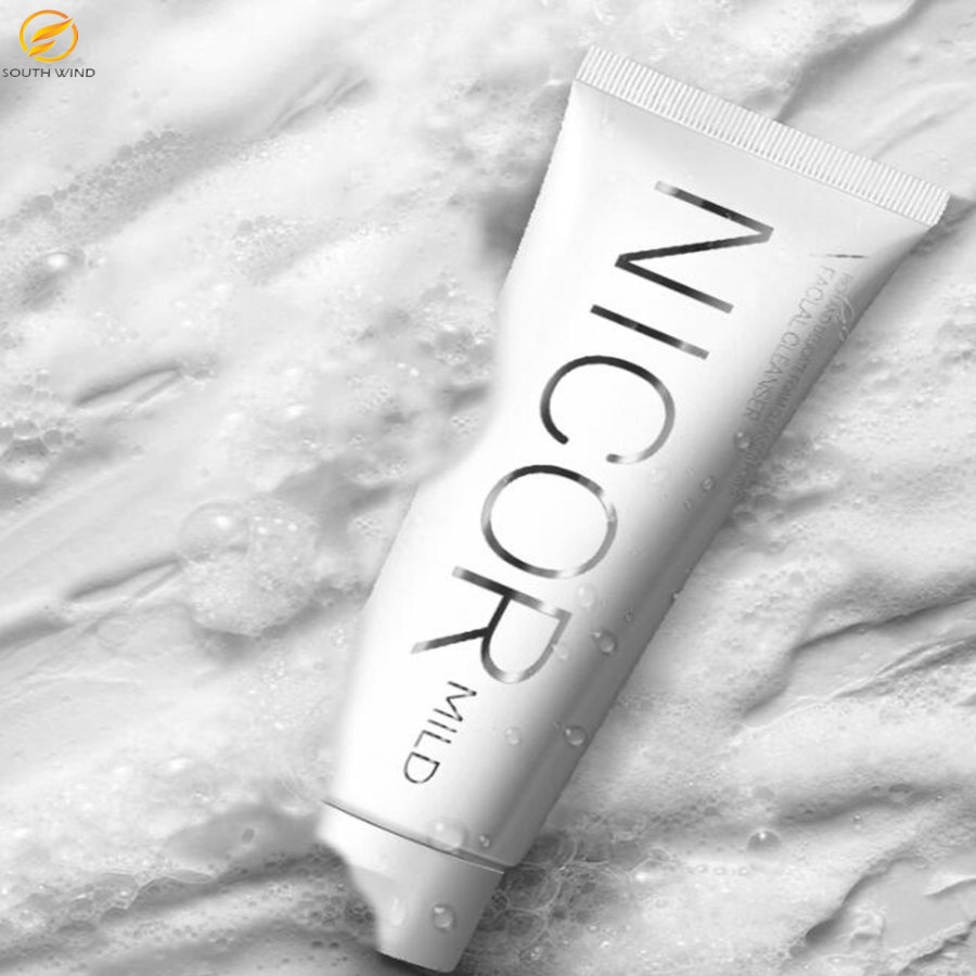 Sữa rửa mặt dưỡng ẩm làm trắng da kiểm soát dầu tiện dụng | BigBuy360 - bigbuy360.vn