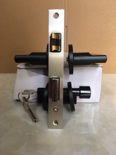 Khoá cửa thông phòng