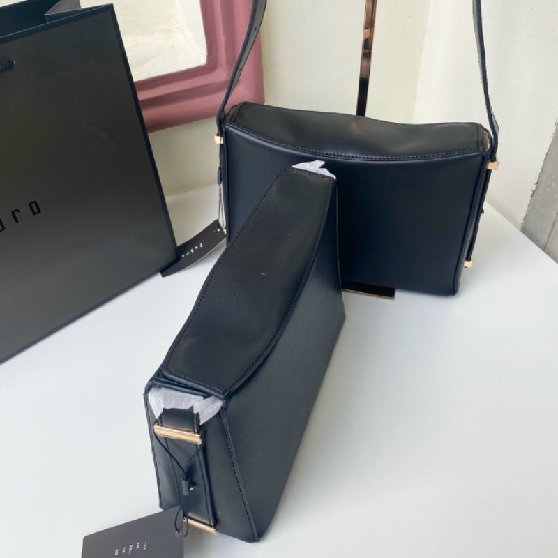 Túi xách nữ Pedr.o đeo vai, đeo chéo thời trang cá tính | BigBuy360 - bigbuy360.vn