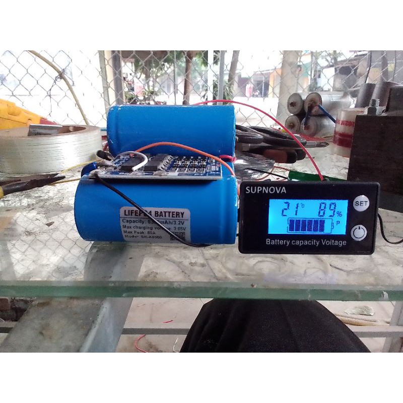 đồng hồ đo vôn - dung lượng - nhiệt độ- bộ pin lifepo4 14.6v