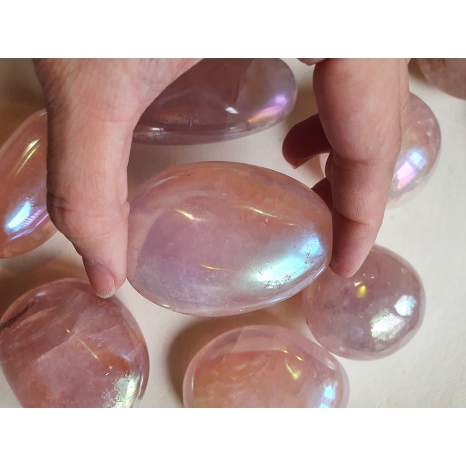 Đá rose quartz aura palm